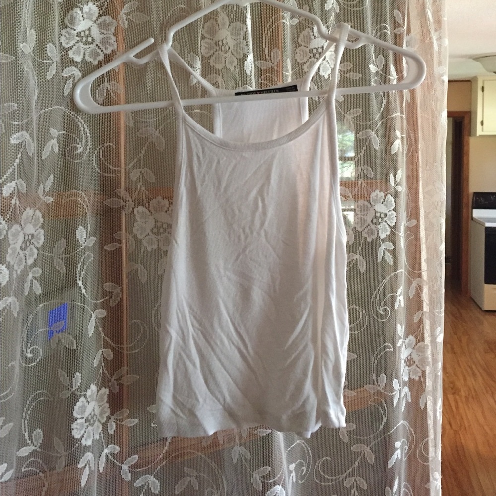 Comfy white crop top