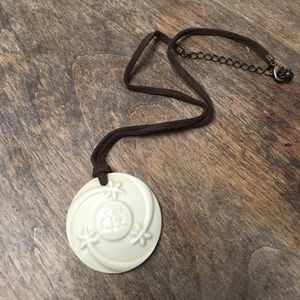Haiku ceramic necklace