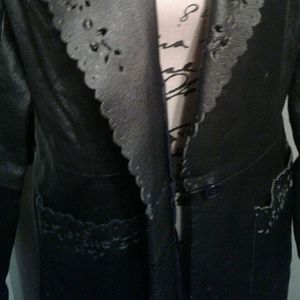 100% Leather Women's jacket