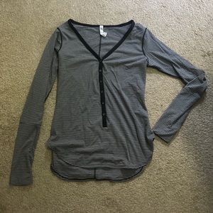 LULULEMON Longsleeve Top - Size 12
