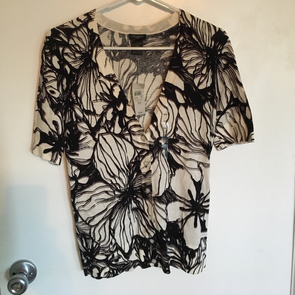 Ann Taylor new with tags cardigan
