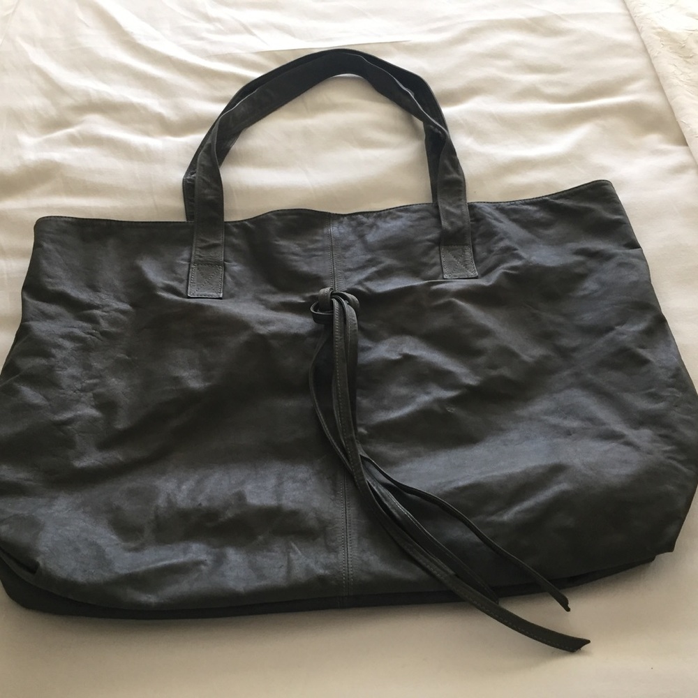 Great soft hobo carry bag
