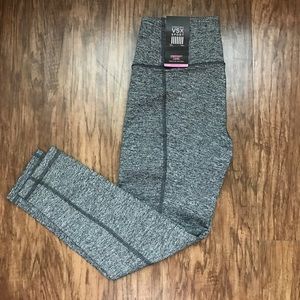 Victoria's Secret workout Capri.