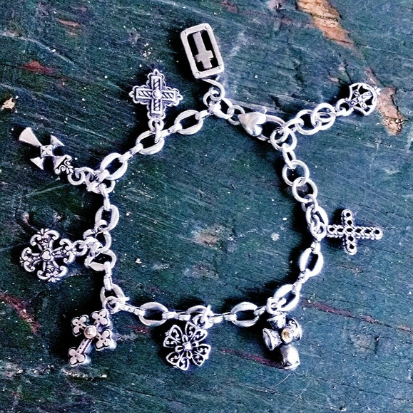 Vintage Silver Multi-Cross Charm Bracelet - Picture 5 of 6