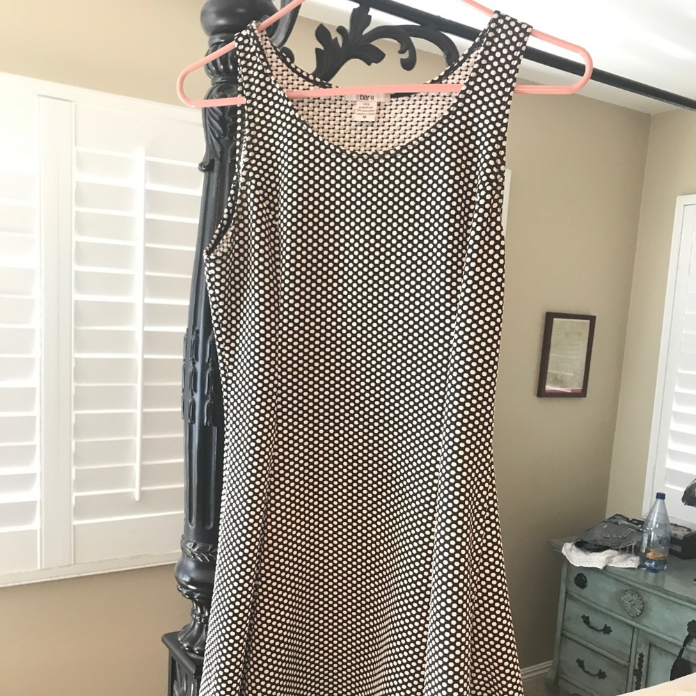 STRETCHY DOTTED DRESS 🤗
