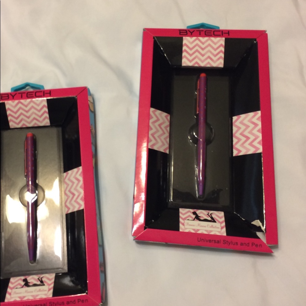 NWT designer pen/stylus combo!
