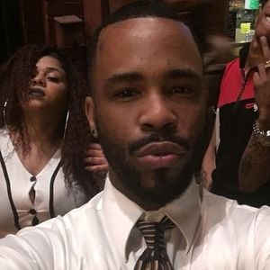 Meet your Posher, Dejuante