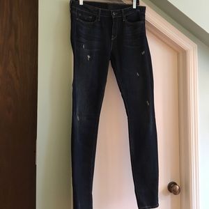 🍒Vince Skinny jeans🍒 great buy 29w31L distressed