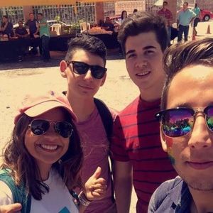 Meet your Posher, Luis