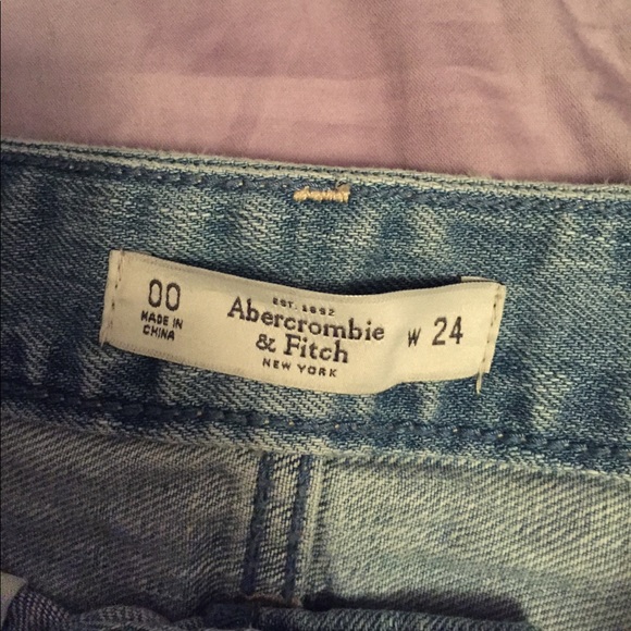 Abercrombie & Fitch Shorts - Picture 3 of 5