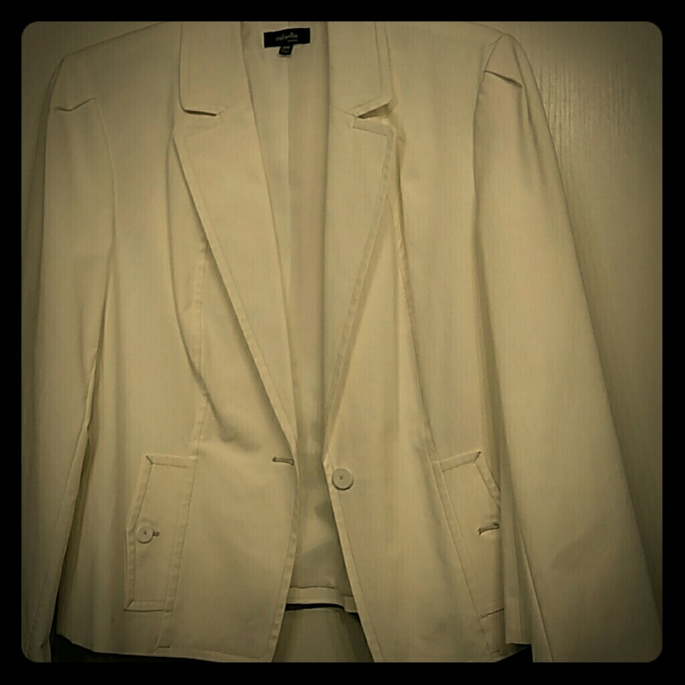 Plus size blazer