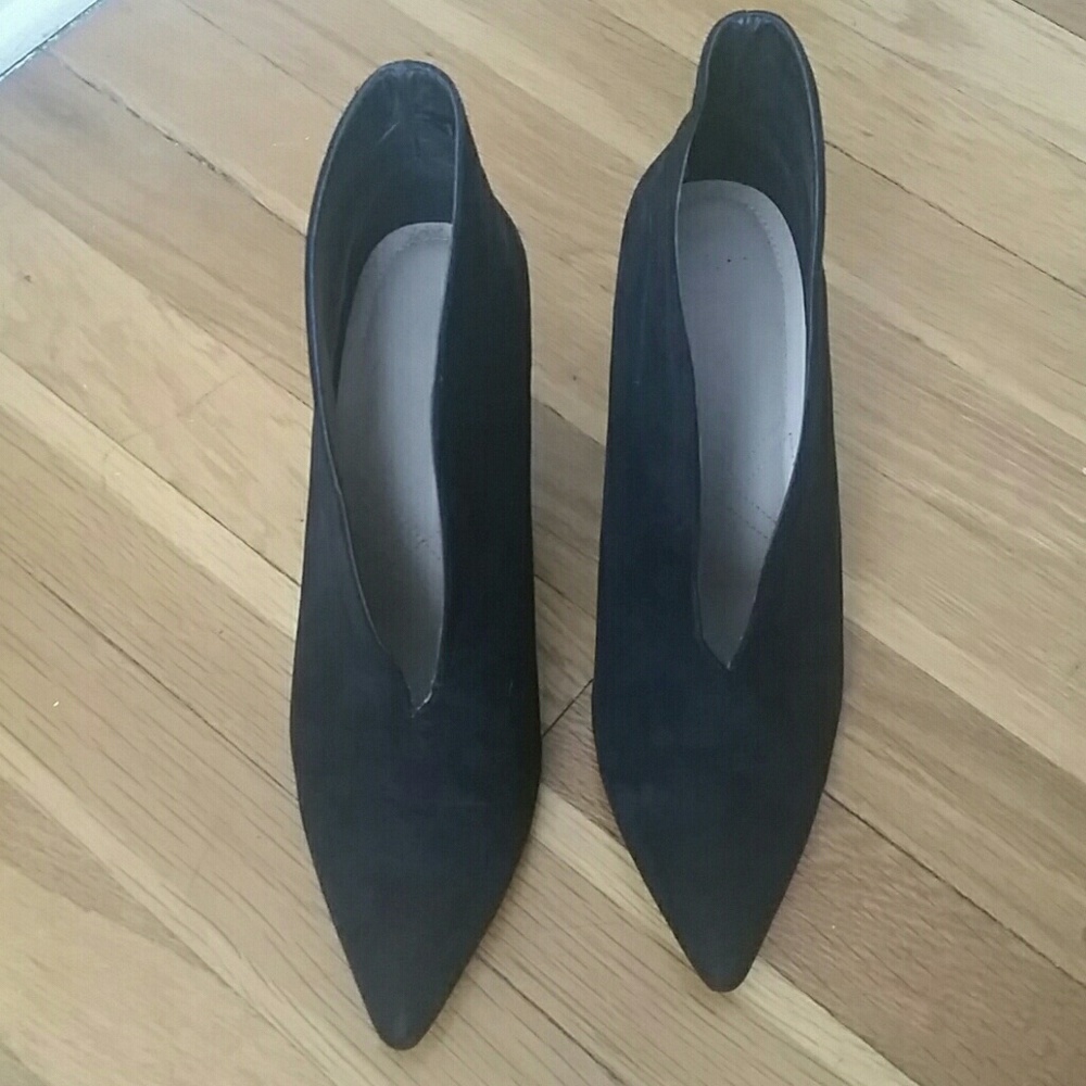Zara black faux suede boots