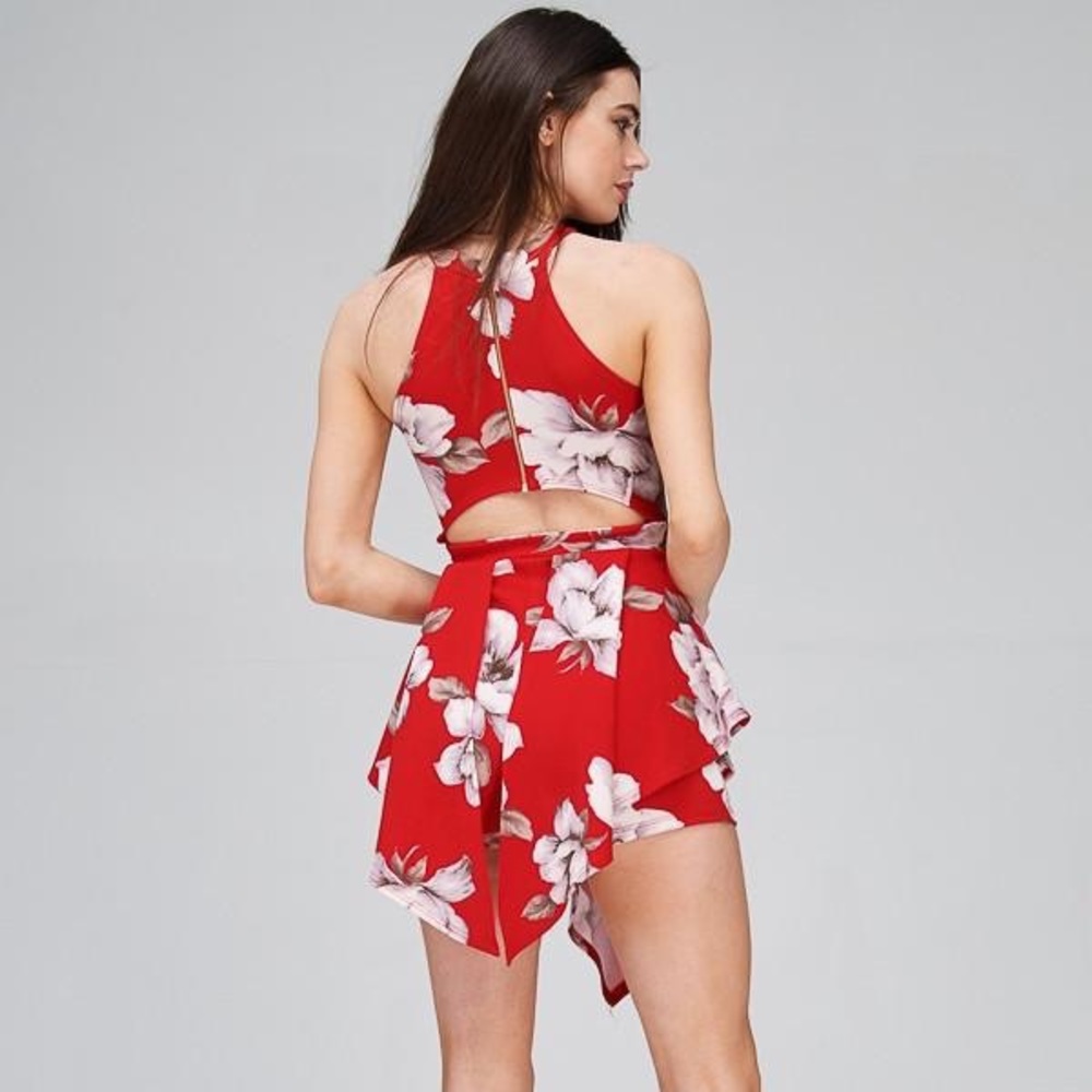 Floral Halter Neck Romper - Picture 3 of 3