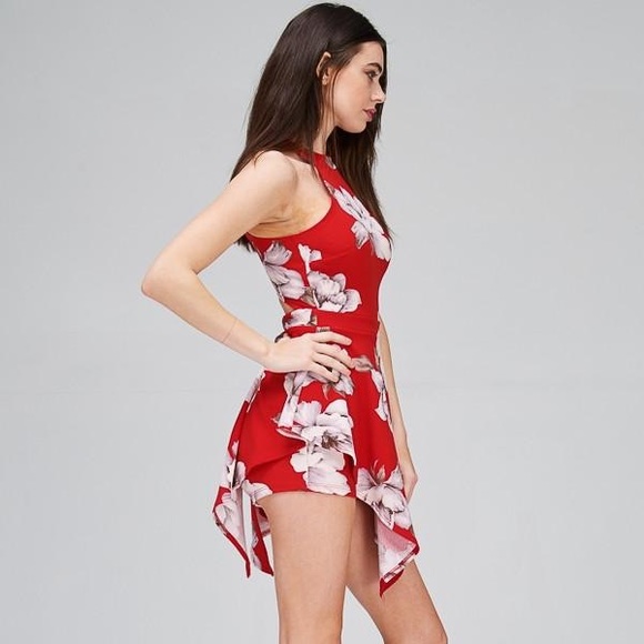 Floral Halter Neck Romper - Picture 2 of 3