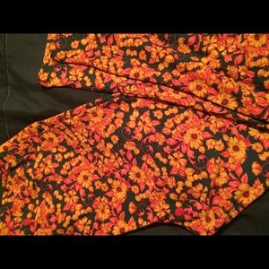 LulaRoe TC floral on orange background