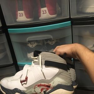 Air Jordan 8.0 "Bugs Bunny Colorway"