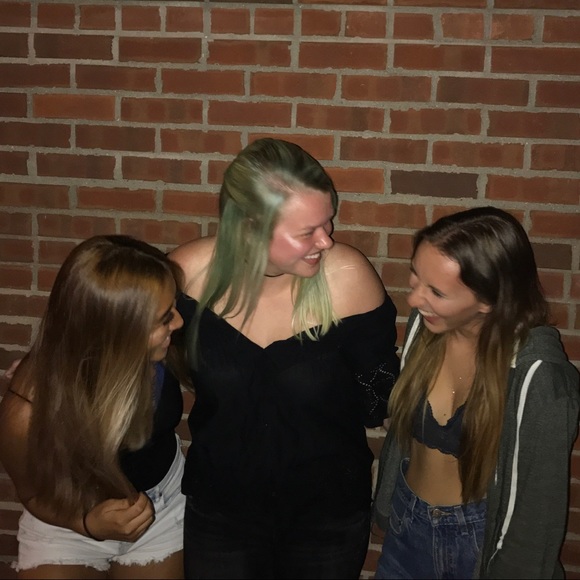 Meet your Posher, Cierrah - Picture 4 of 7