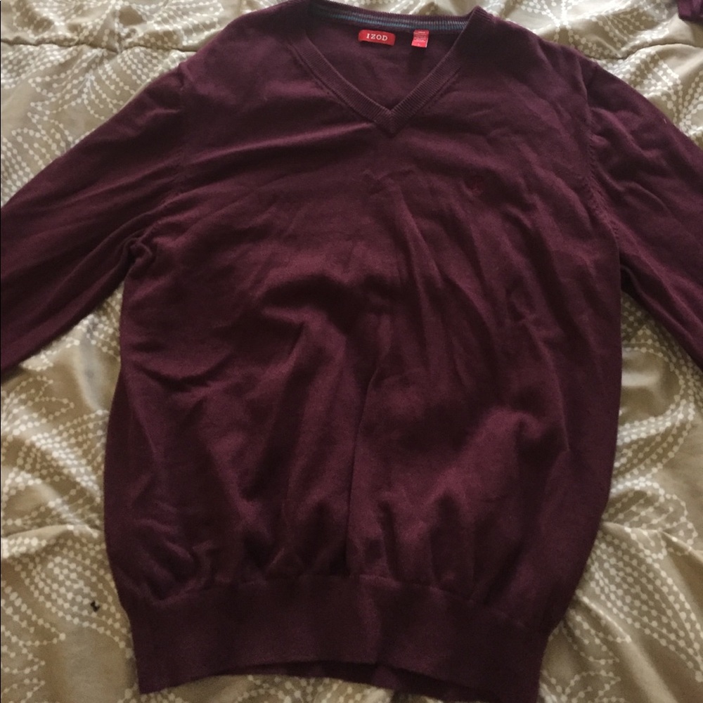 Izod sweater large
