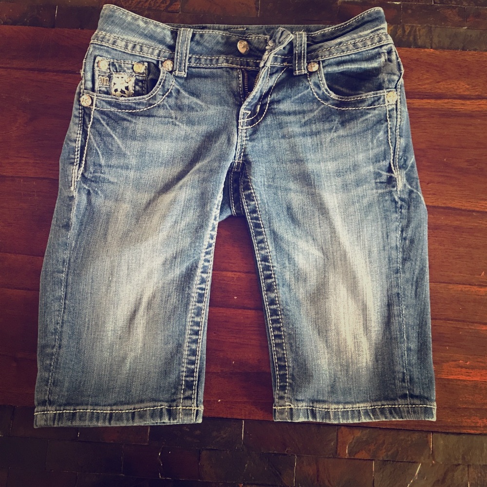 Miss Me Bermuda shorts