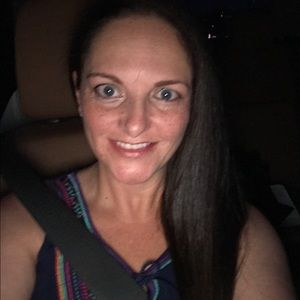 Meet your Posher, Regina