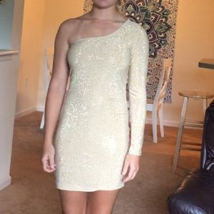 Forever 21 sequence one sleeve dress
