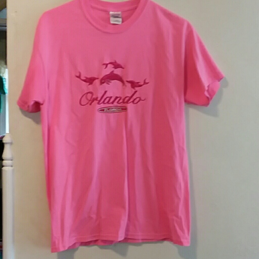 LADIES PINK SHORT SLEEVE T-SHIRT SIZE M