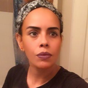Meet your Posher, Ana