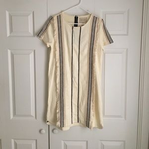 Moon River Embroidered Cream Dress size Small