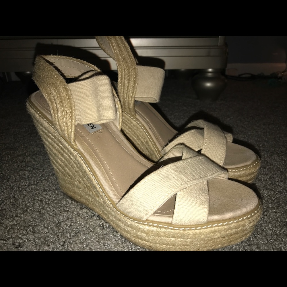 Steve Madden Wedges