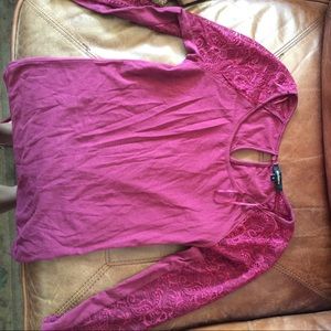 Wine Colored Mid-Sleeve Lace Blouse