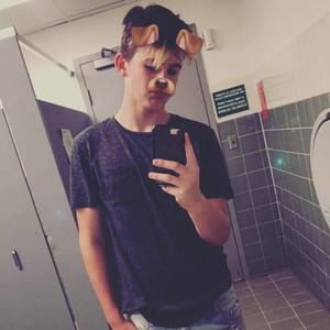 Meet your Posher, Ayden