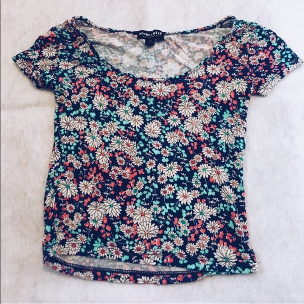 Kohls floral crop top