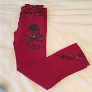 LULULEMON SOUL CYCLE LEGGINGS!!