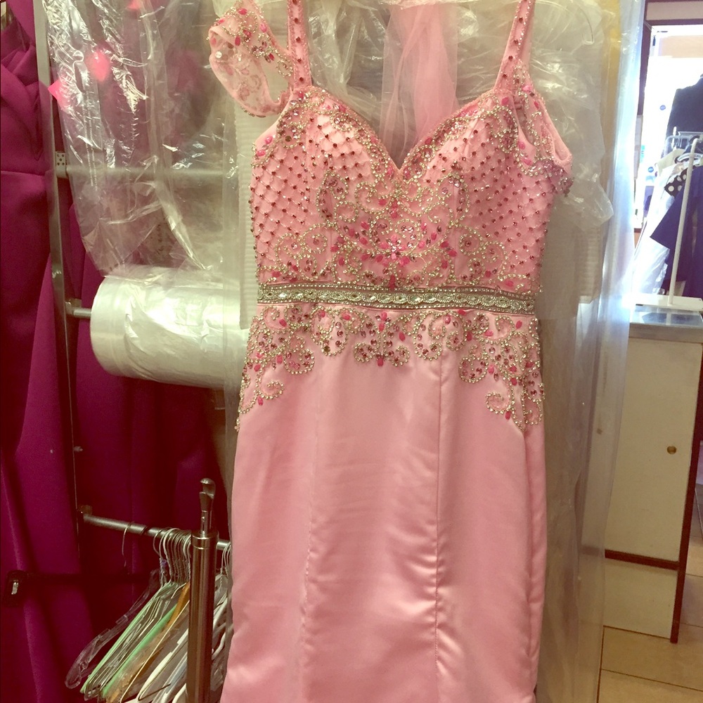Baby pink prom dress!