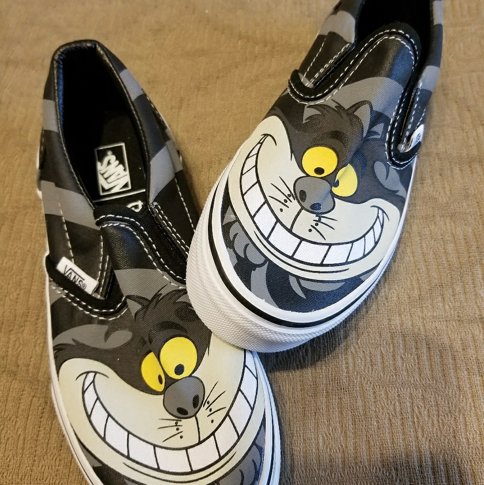 Vans off the wall canvas shoes