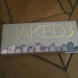 Uban Decay NAKED 3