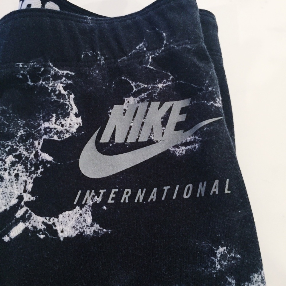Nike Galaxy Leggings