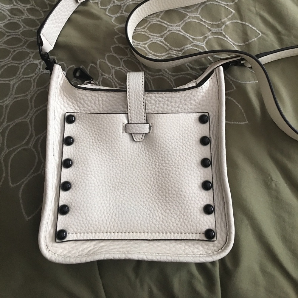 Rebecca Minkoff small Cross body "feed bag "
