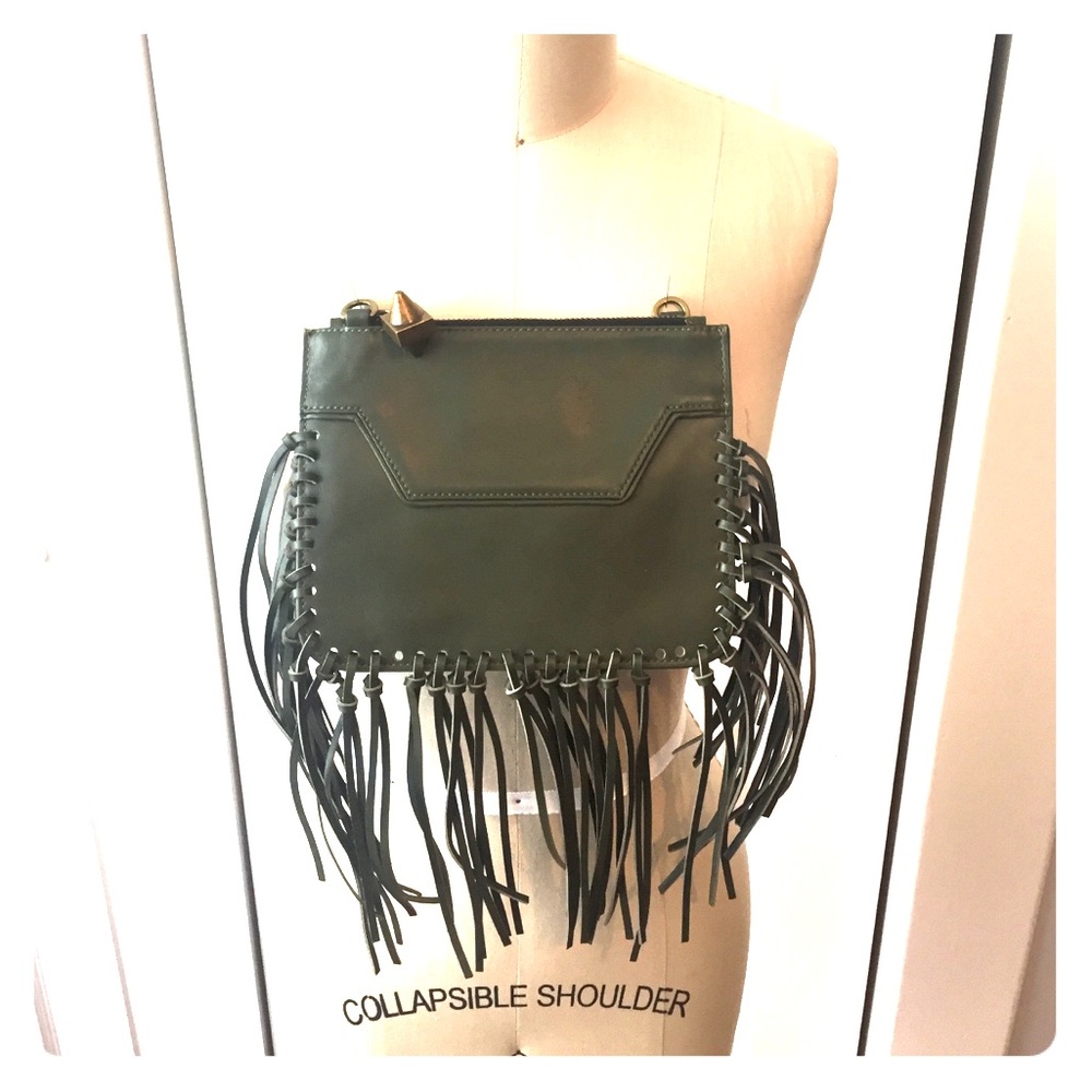 Fringe leather clutch green