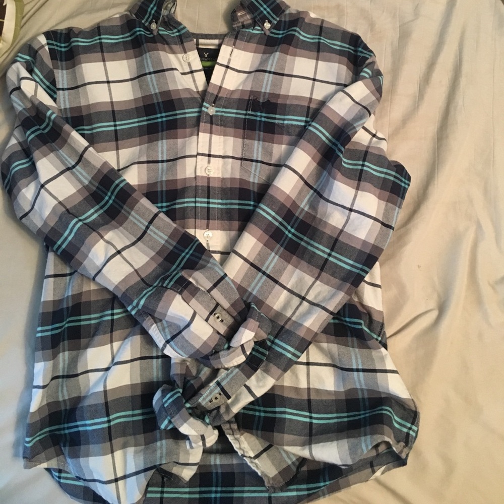 American Eagle casual button down shirt