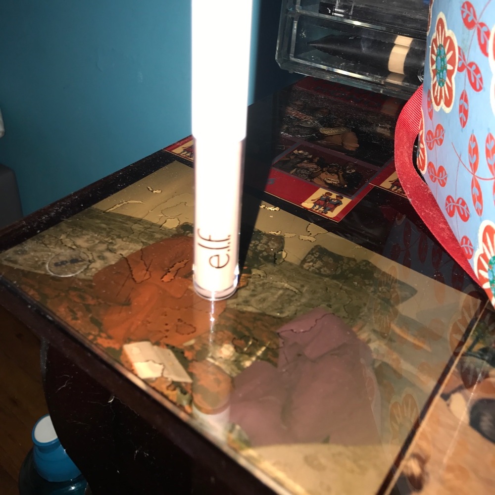 ELF GLOSS IN THE COLOR NATURAL