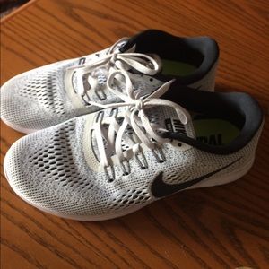 Nike Free Runs