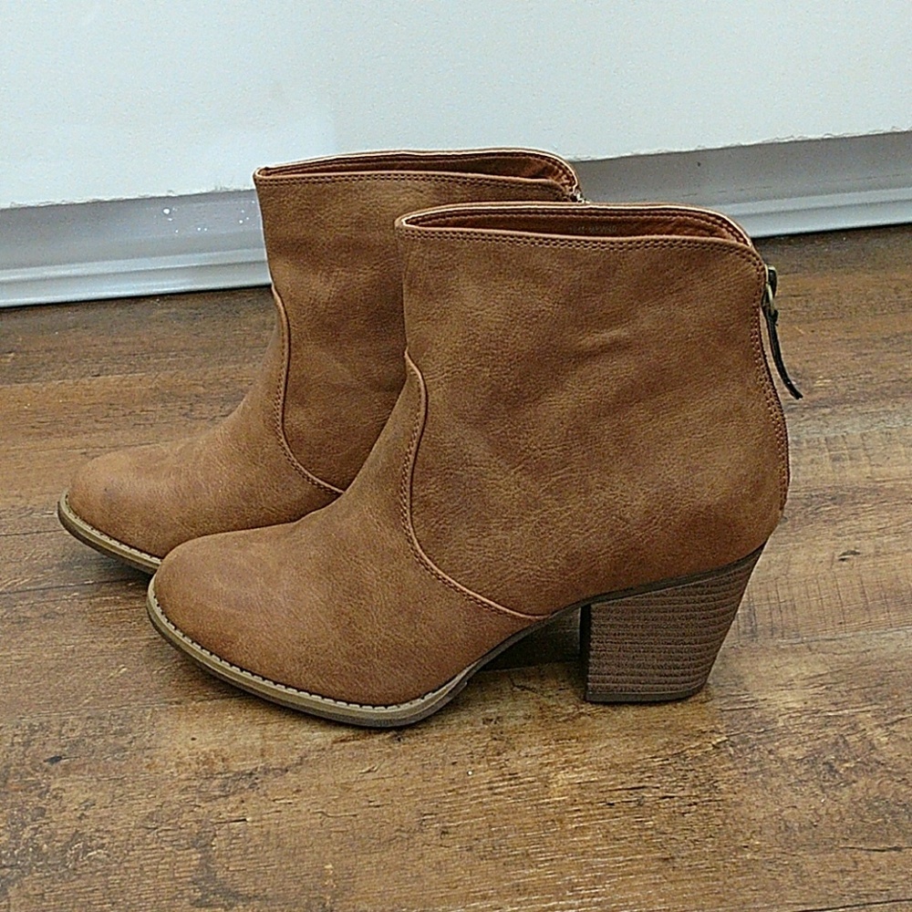 Wholesale Boutique Boots