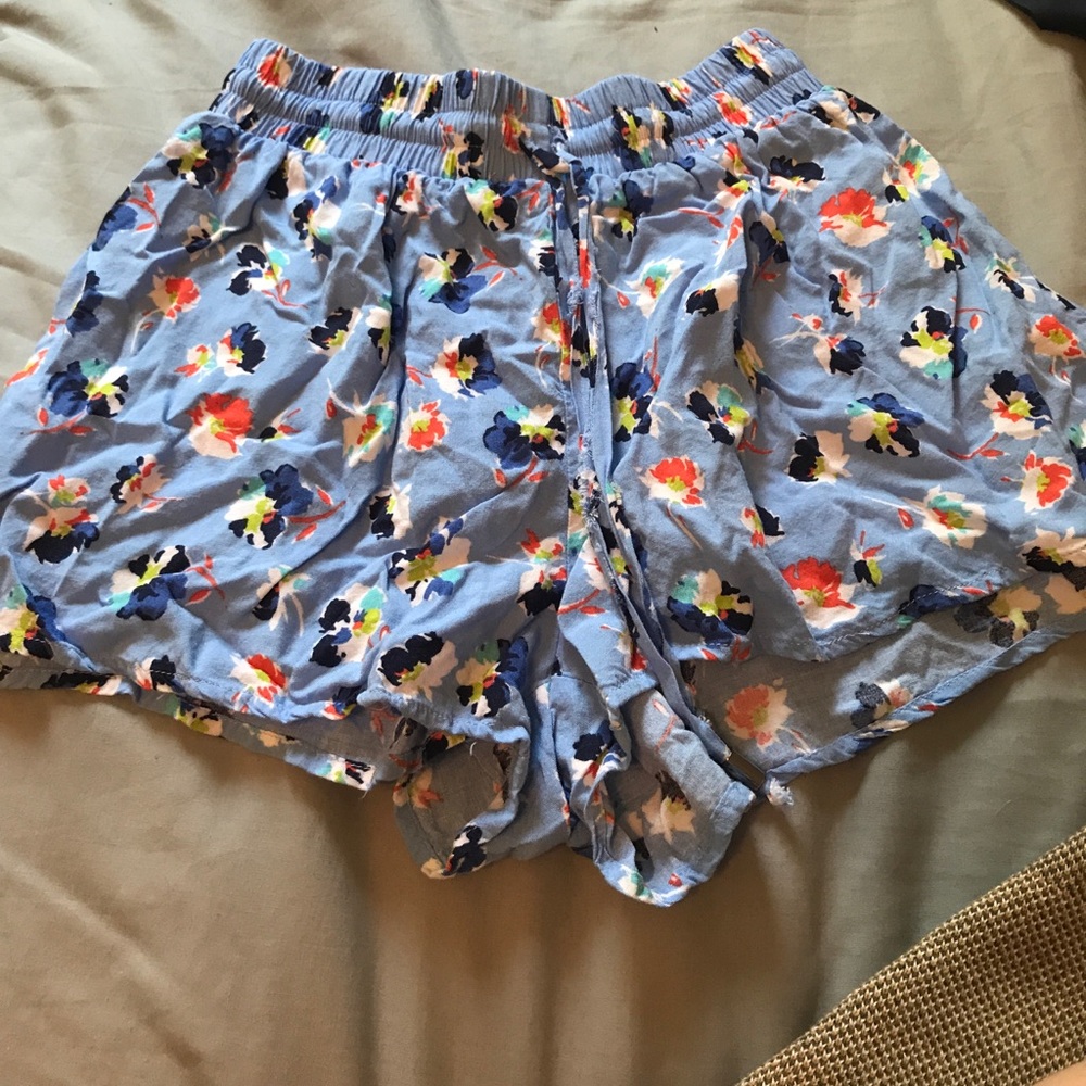Comfy casual shorts