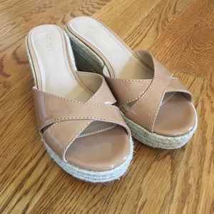 Arturo Chiang patent sandal size 7.5
