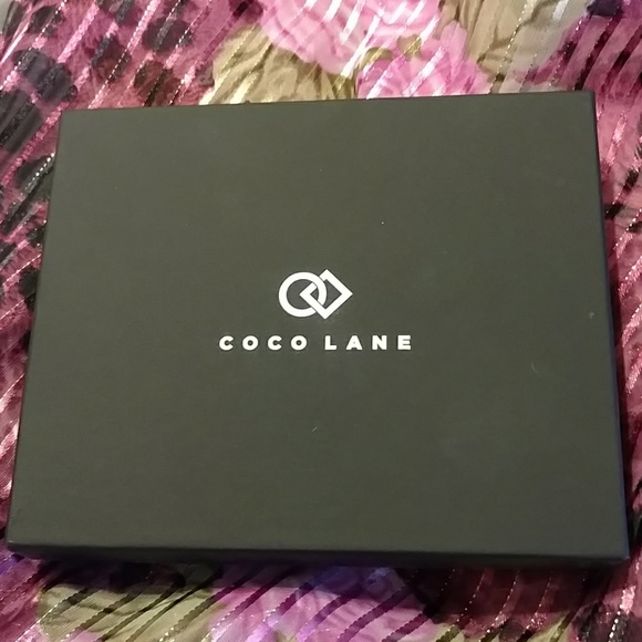 Gold CoCo Lane Hematite Pave Pendant Necklace 17" - Picture 6 of 8