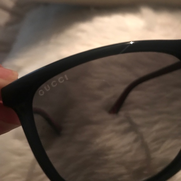 Black Gucci Glasses - Picture 2 of 6