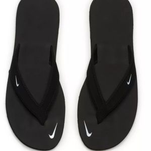 Nike Women's South Beach Celso Sandals. 10W