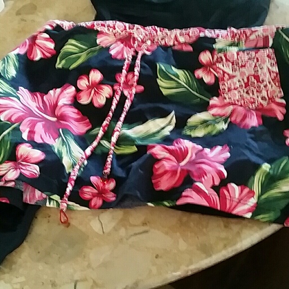 Designer bathing suit bundle /Sold - Picture 4 of 7