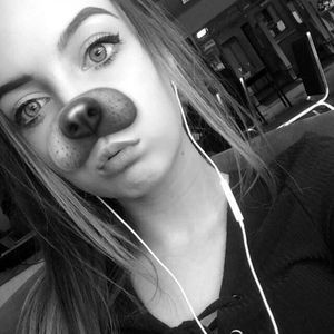 Meet your Posher, Bryana